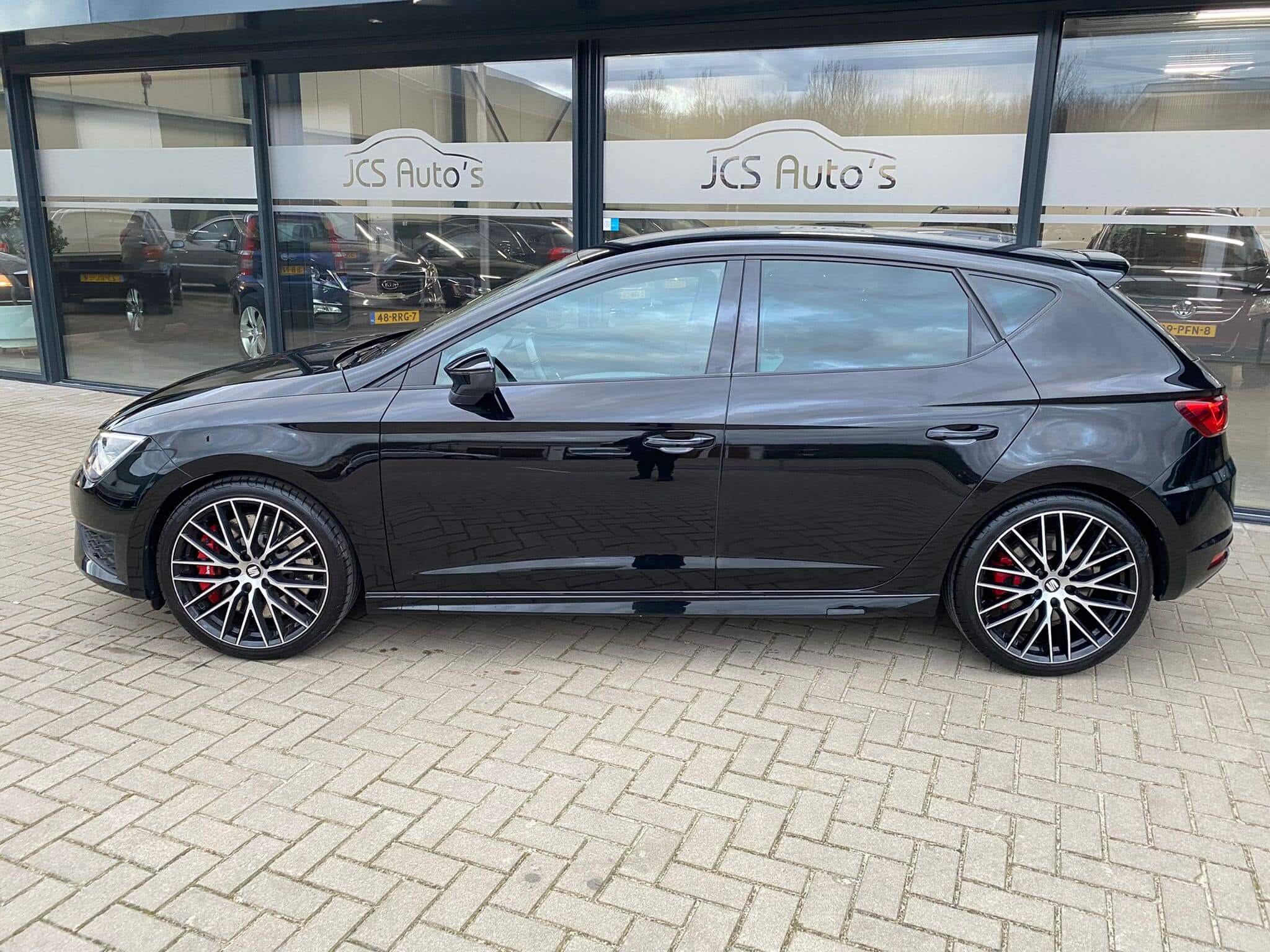 Goedkoop krassen laten verwijderen auto