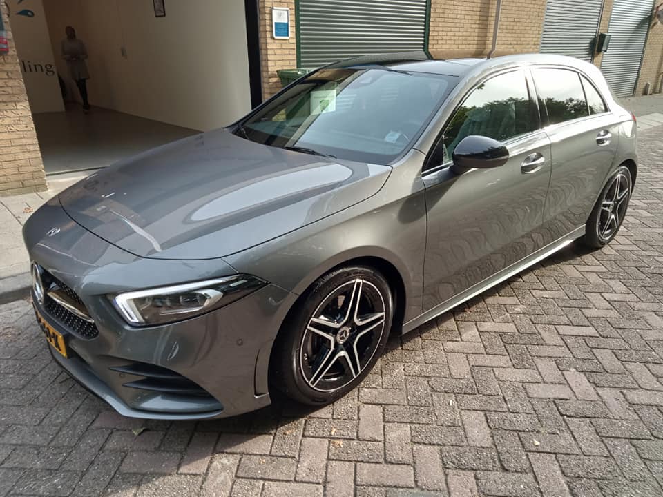 Koplamppolijsten door Professional Car Detailing